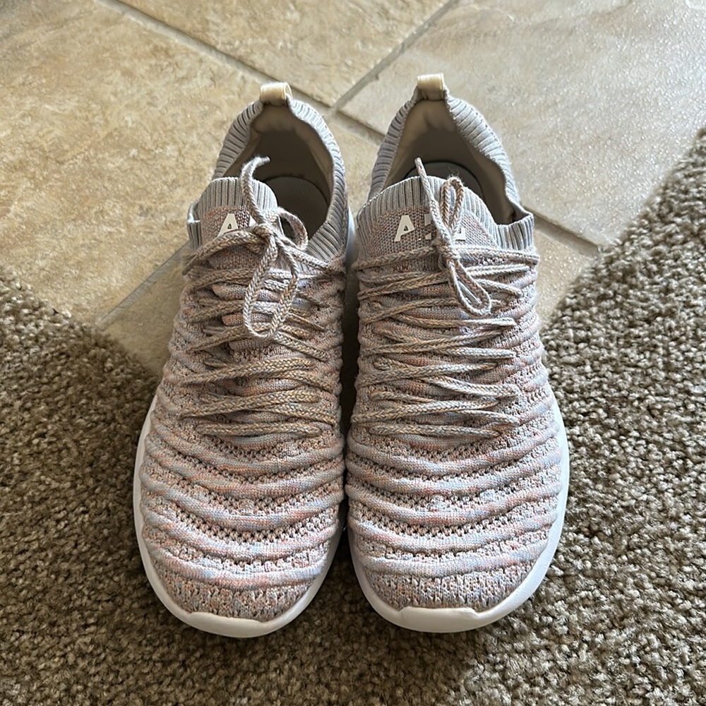 APL Techloom Shoes